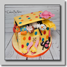 Dress up, toy box - �165